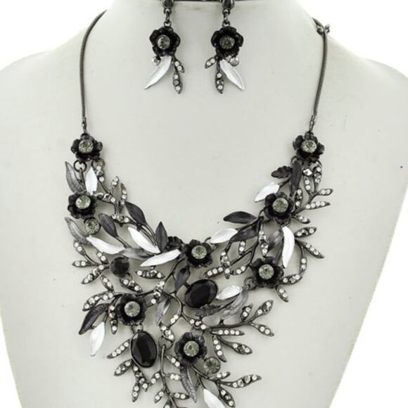 Style Cove Jewelry - Black & Grey Rhinestone Statement Necklace & Earring Set